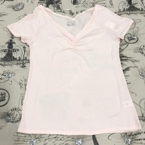 Melrose and Market Cinched V-Neck Tee - Picture 5 of 6